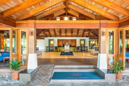 Sheraton Maldives Full Moon Resort & Spa, Lobby