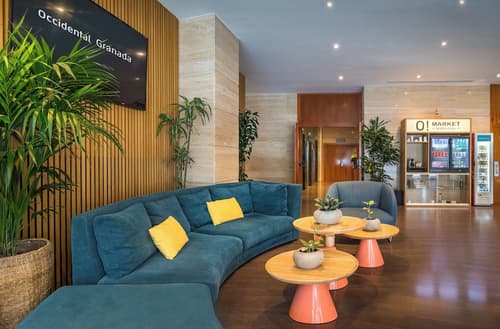 Occidental Granada, Reception