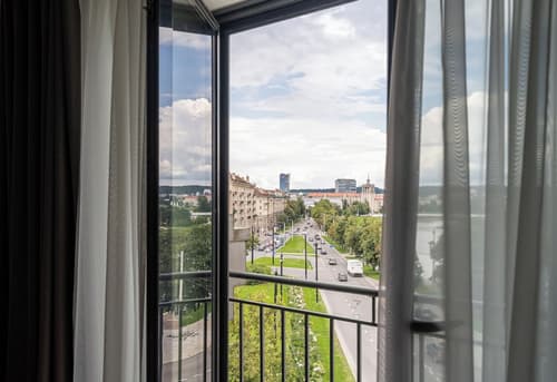 Congress Hotel, Room