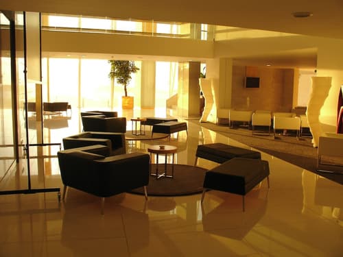 Hotel VIP Executive Azores, Interior entrance