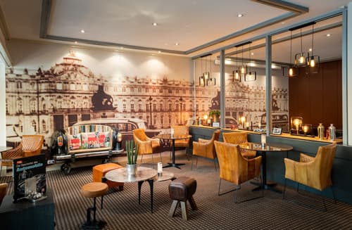 Arthotel ANA Neotel, Lobby sitting area