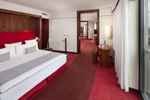 Melia Berlin, Room