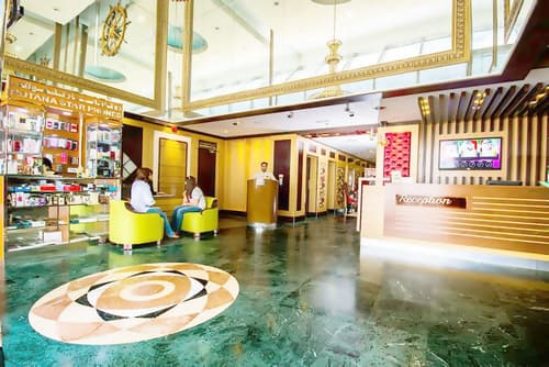 Sun and Sands Hotel, Lobby