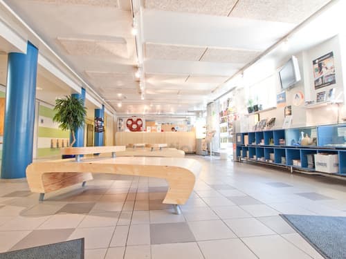 Eurohostel, Reception