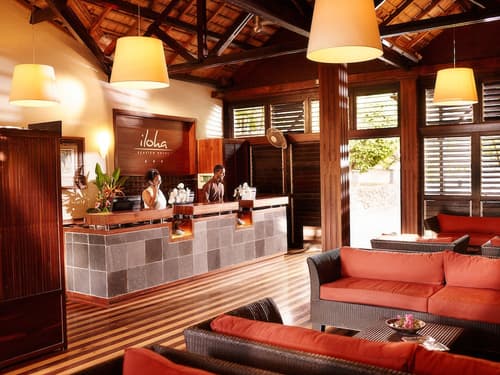 Iloha Seaview Hotel, Reception