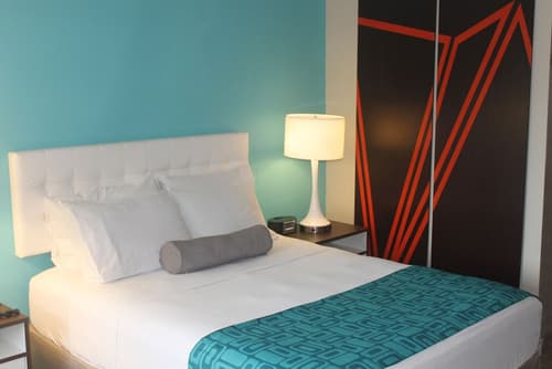 Howard Johnson by Wyndham Kingston, Room