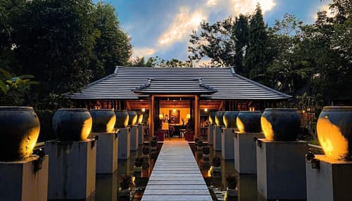 Pilgrimage Village Hue, Room