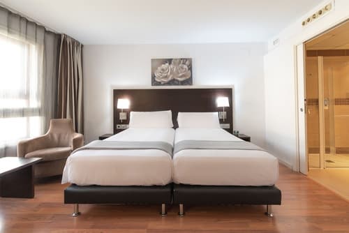 Alda Zaragoza Independencia, Room