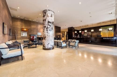 Hotel Mercader, Lobby lounge