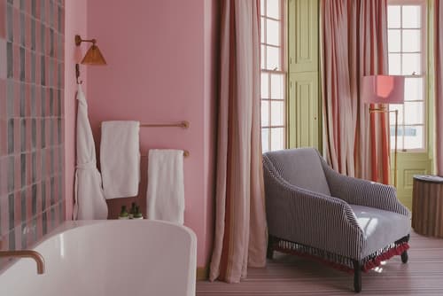 Drakes of Brighton, Room