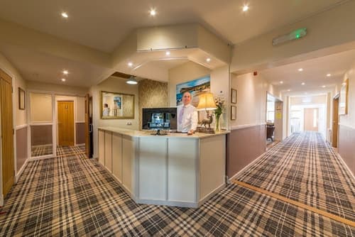 Castletown Hotel, Reception