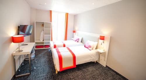 Amaryllis Hotel, Room