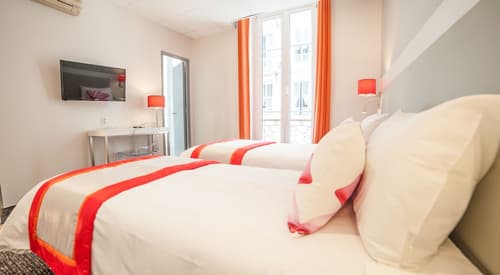 Amaryllis Hotel, Room