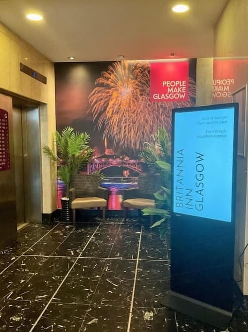 Britannia Inn Glasgow, Reception