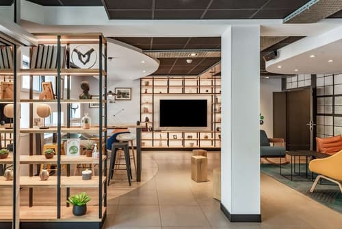 Campanile Chartres Centre - Gare - Cathédrale, Lobby