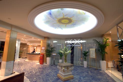 Argos Hotel, Lobby