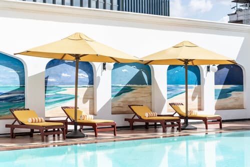 The Sarova Stanley, Outdoor pool