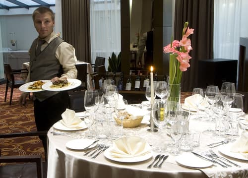 Central Hotel Sofia, Dining