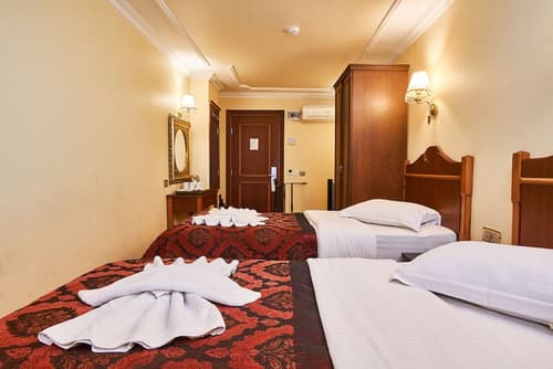 Amber Hotel - Special Class, Room