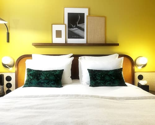 Hotel Riesner, Primary image