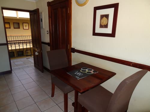Peermont Mondior, Gaborone, In-room dining