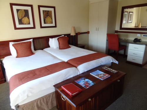 Peermont Mondior, Gaborone, Room