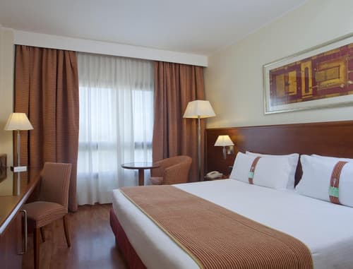 Holiday Inn Cagliari by IHG, Room