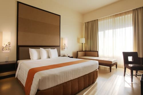 Taal Vista Hotel, Room