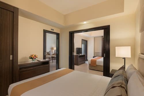 Taal Vista Hotel, Room