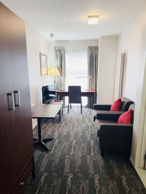 VR Auckland City, Room