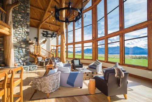 Fiordland Lodge, Primary image