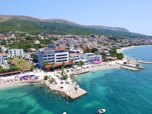 Hotel San Antonio, Primary image