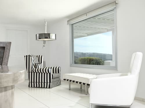 Lilium Hotel, Reception