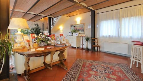 Il Borgo Di Villa Castelletti, Interior entrance