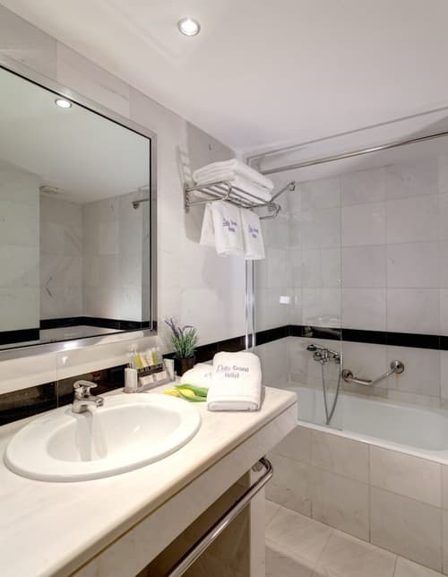 Polis Grand Hotel, Room