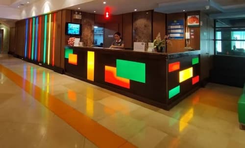 The Seasons Bangkok Huamark, Primary image