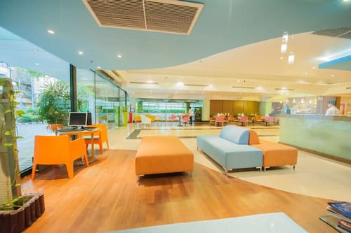 The Seasons Bangkok Huamark, Lobby sitting area