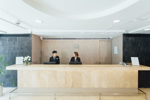 Seasons Siam Hotel, Reception