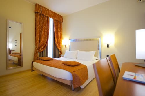 Best Western Crystal Palace Hotel, Room