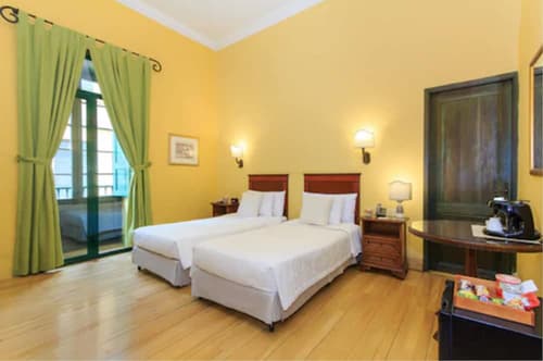 Hotel de la Opera, Room