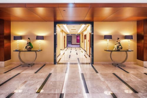 Hilton Warsaw City, Lobby