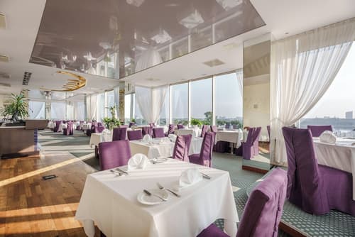 Riga Islande Hotel with FREE parking, Restaurant