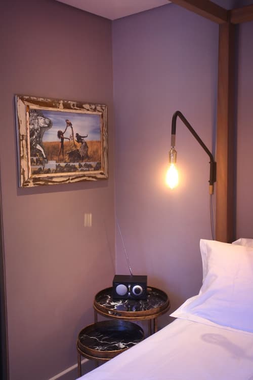 The Grey Hotel, Room