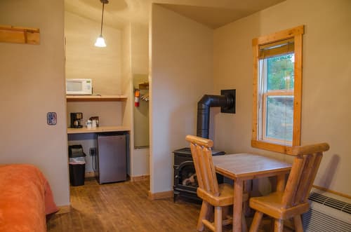 Zion Mountain Ranch, Room