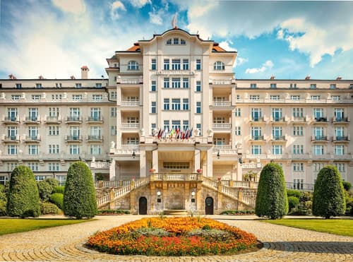 Spa Hotel Imperial, Front of property