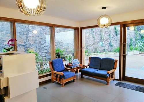 Le Relax Hotel and Restaurant, Lobby sitting area