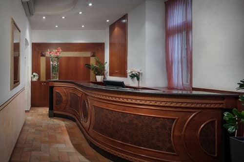 Hotel Galileo Prague, Reception