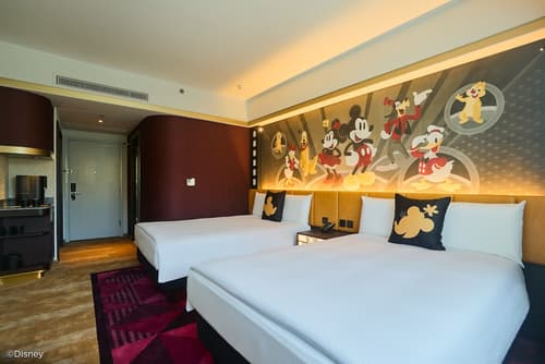 Disney's Hollywood Hotel, Room