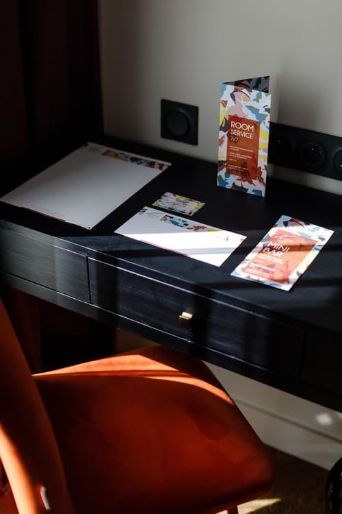 Hotel Verlaine, Room