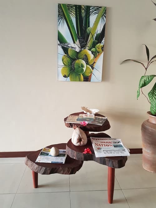 Cerf Island Resort, Interior entrance